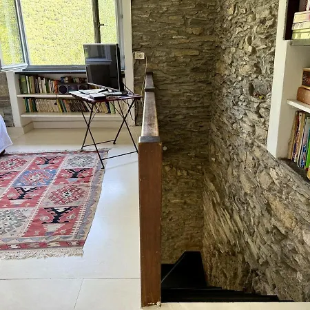 A Beautiful Gardened Maria's House - By Host4u