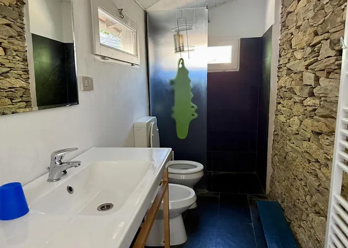 Host4u - A Beautiful Gardened Maria's House Дольчедо