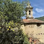 Apartamento Host4u - A Beautiful Gardened Maria's House Dolcedo